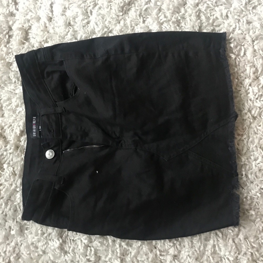 Fashionnova skirt never worn